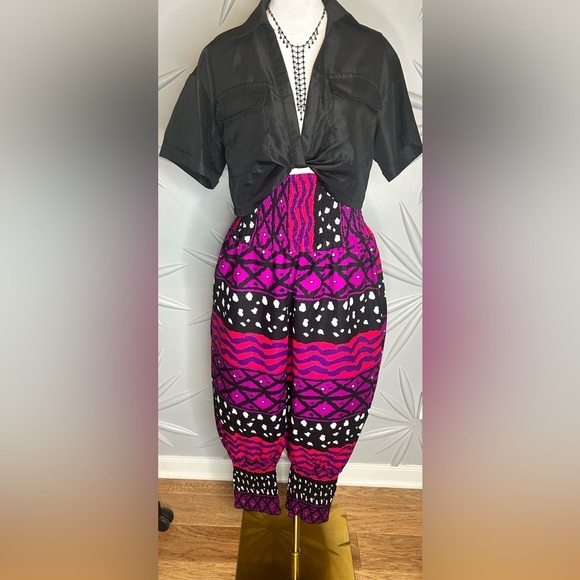 Unbranded, NWOT, SZ S/M waist 24”-40”, inseam 25”, hips 54” - Picture 2 of 8